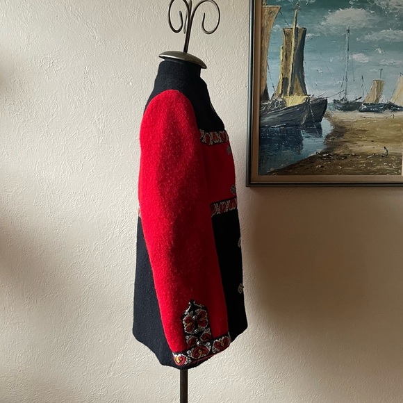 Vintage Fjord A.S. Evebofoss Norwegian embroidered wool coat size 42 (medium) - Picture 6 of 14